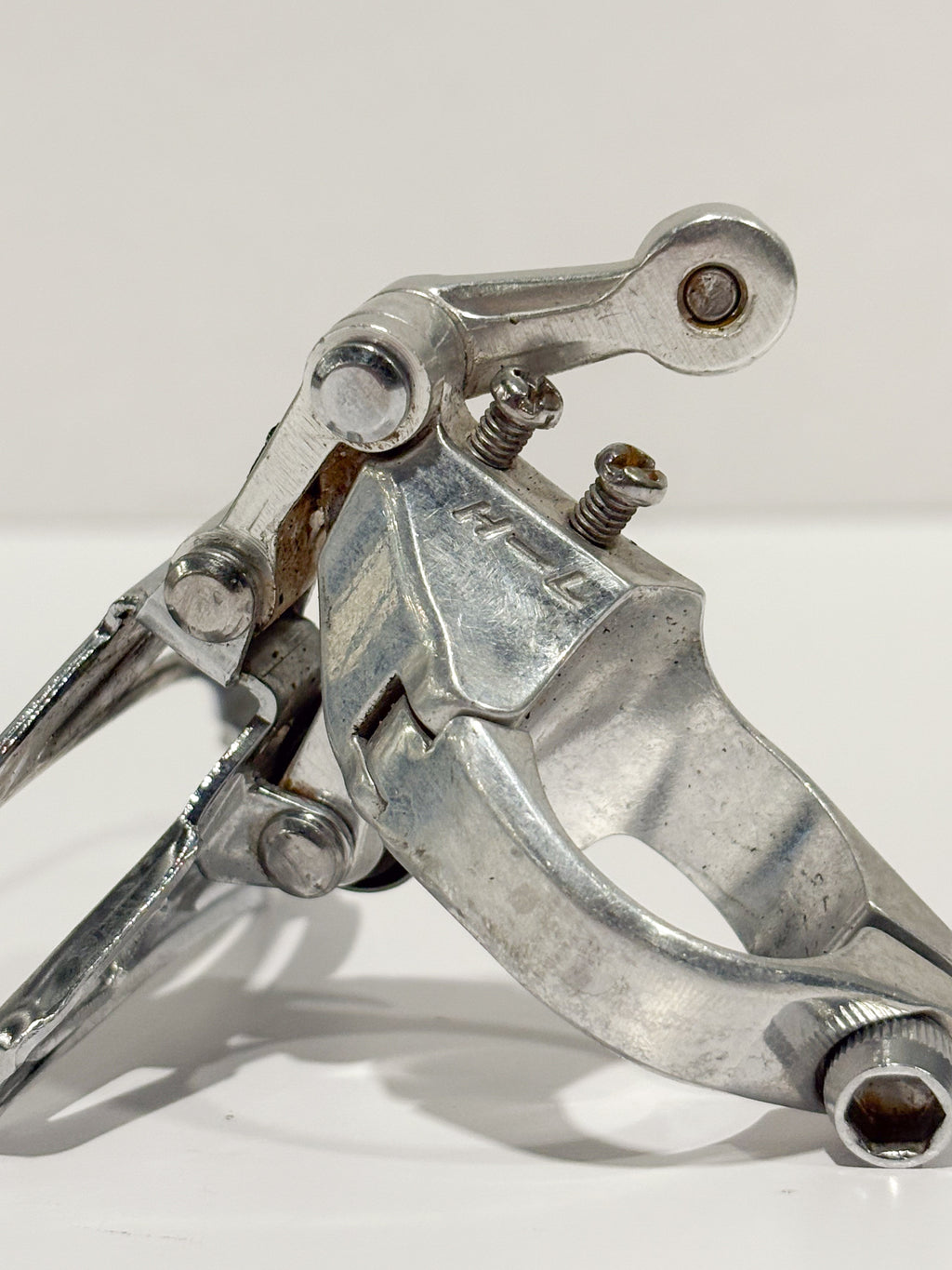 Vintage Shimano Deerhead M700 FD Front Derailleur 28.6mm