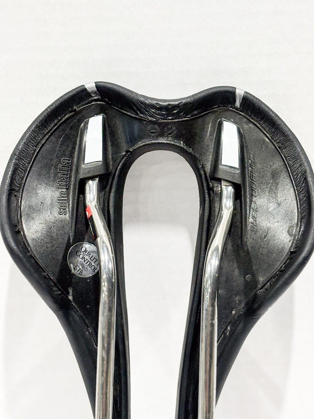 Selle Italia SLR Superflow Boost 145mm Ti316 Titanium Rails Bike Saddle Carbon