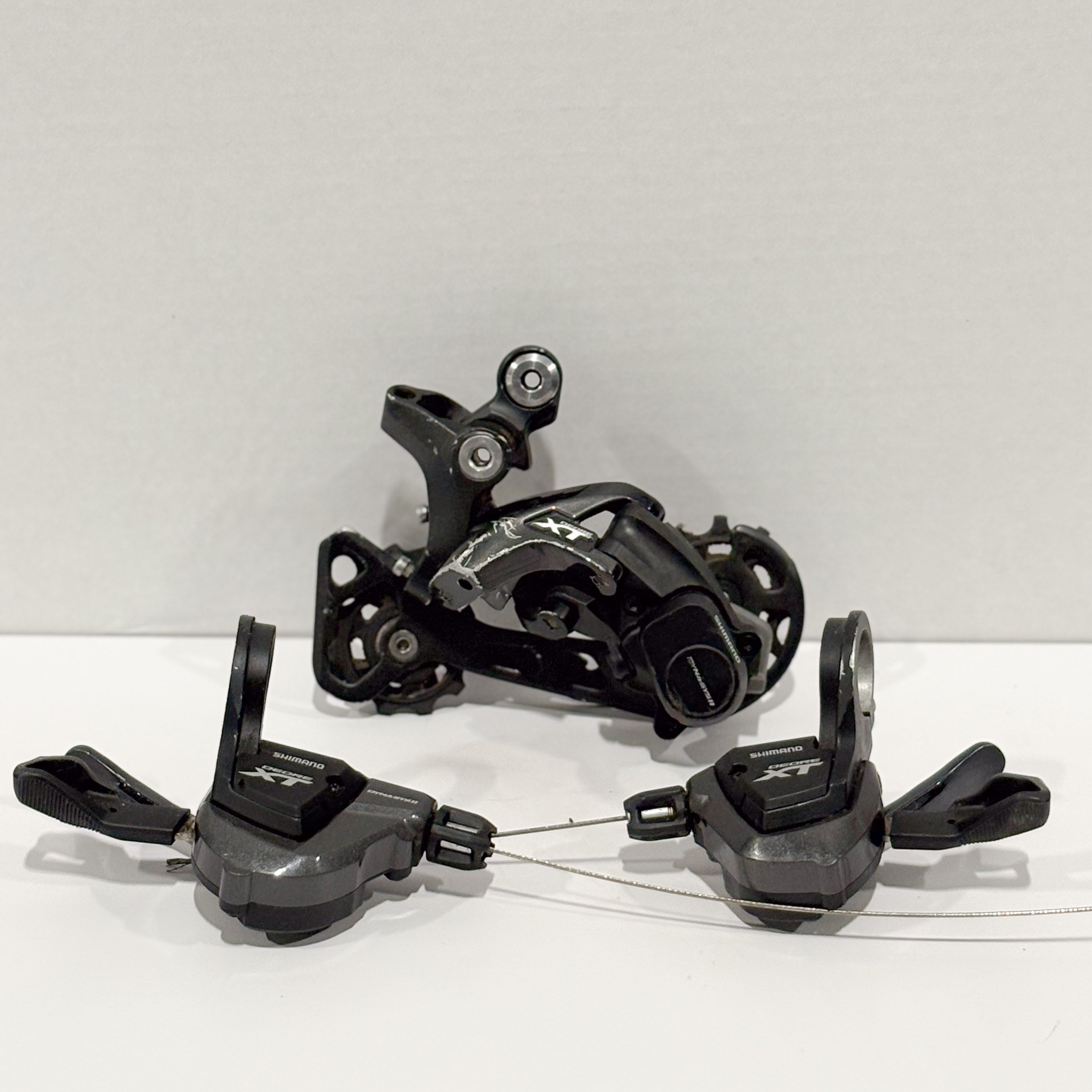 Shimano XT Mini Groupset M8000 Shifters + RD-M8000 Rear Derailleur 11sp Medium Cage