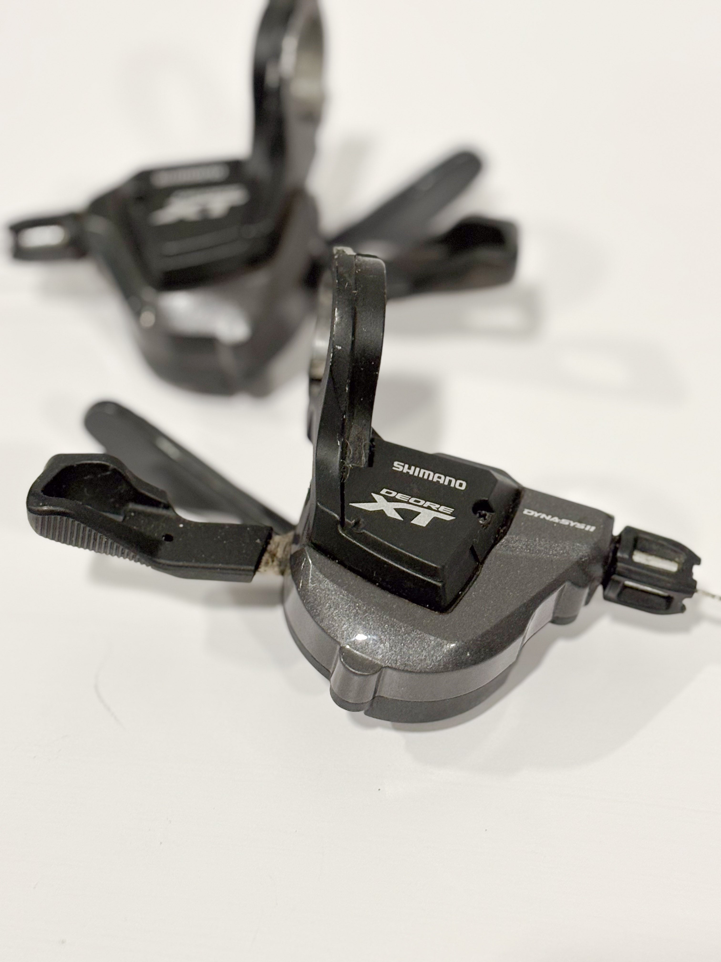 Shimano XT Mini Groupset M8000 Shifters + RD-M8000 Rear Derailleur 11sp Medium Cage