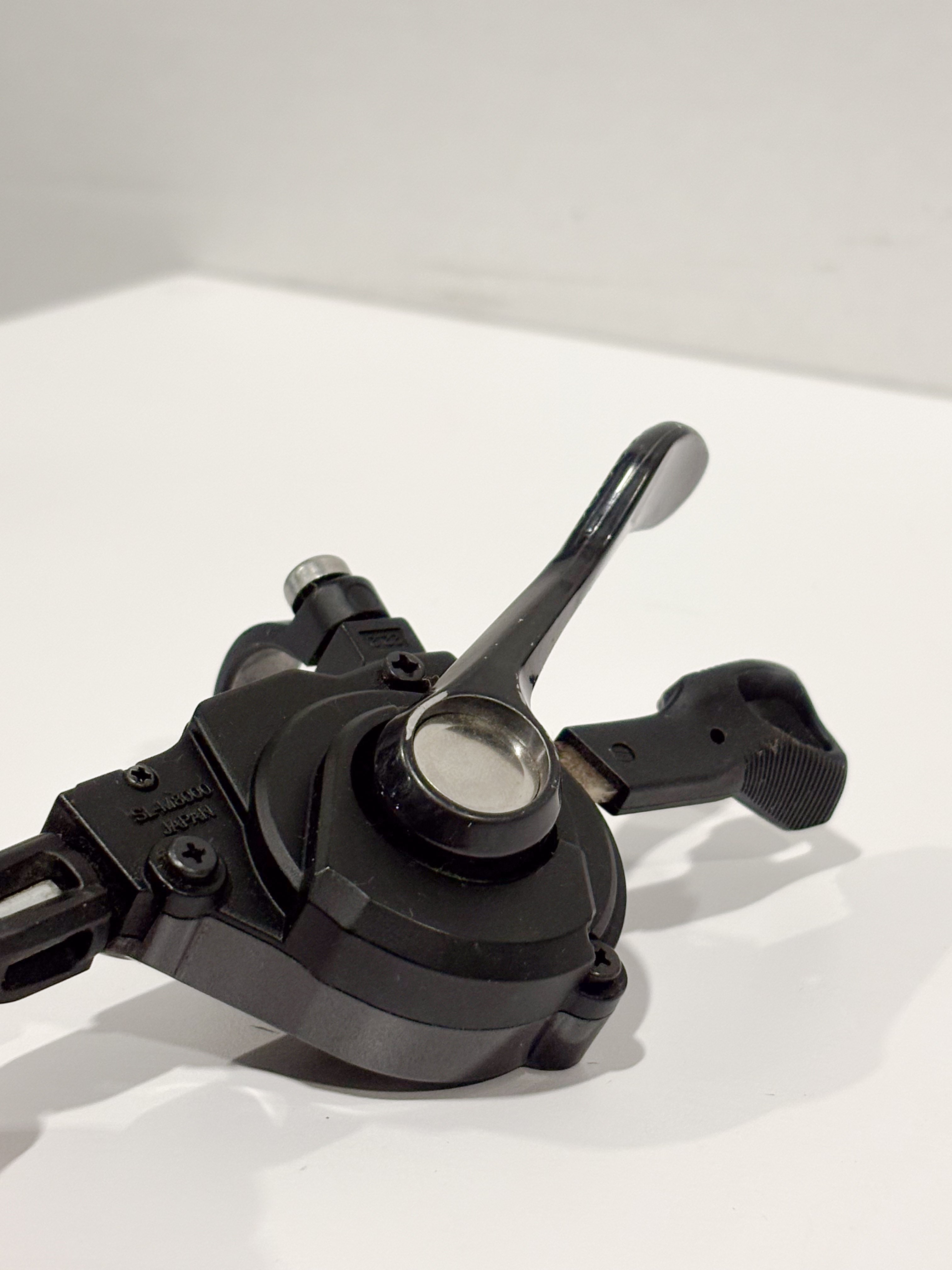 Shimano XT Mini Groupset M8000 Shifters + RD-M8000 Rear Derailleur 11sp Medium Cage