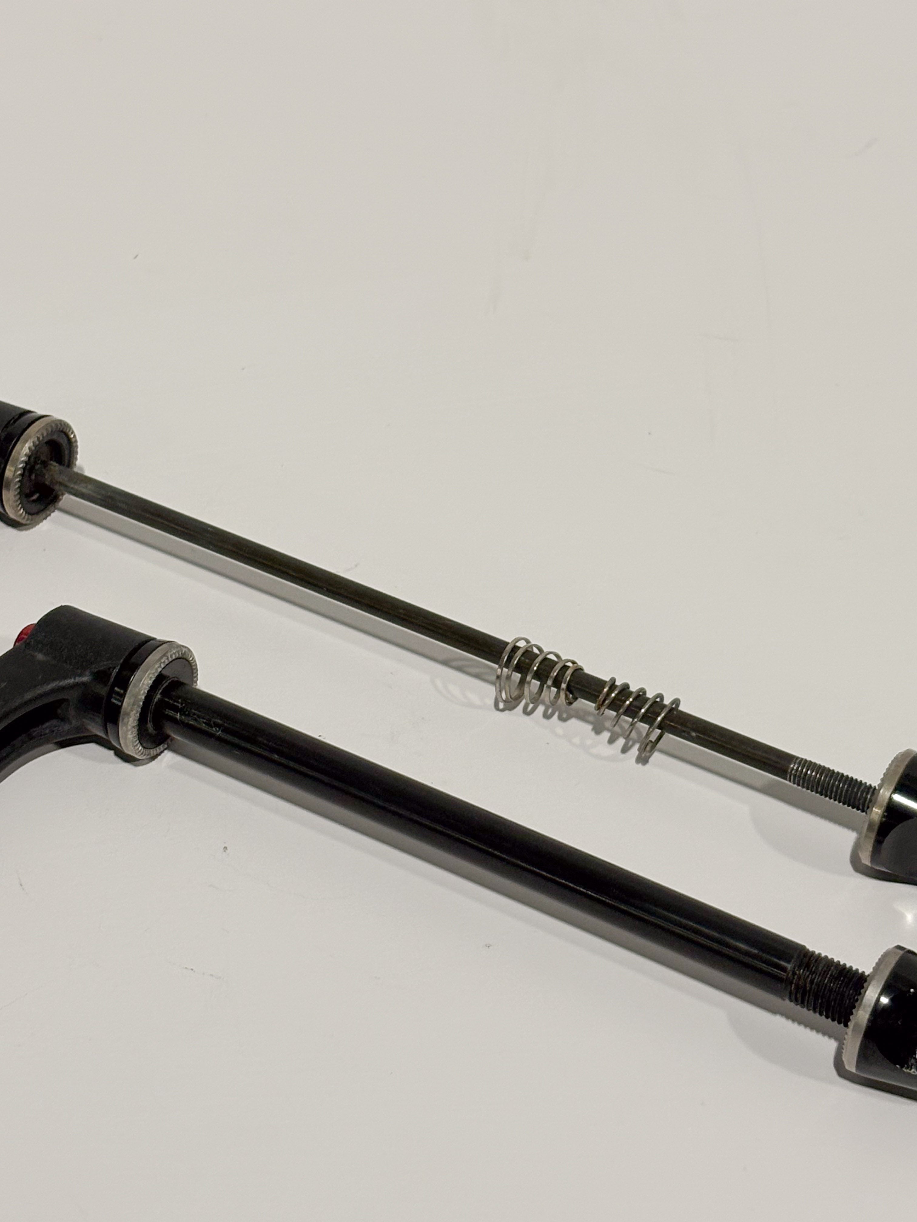 DT Swiss MTB Thru Axle + Skewer Quick Release 12x100 + 9x135 Mountain Bike