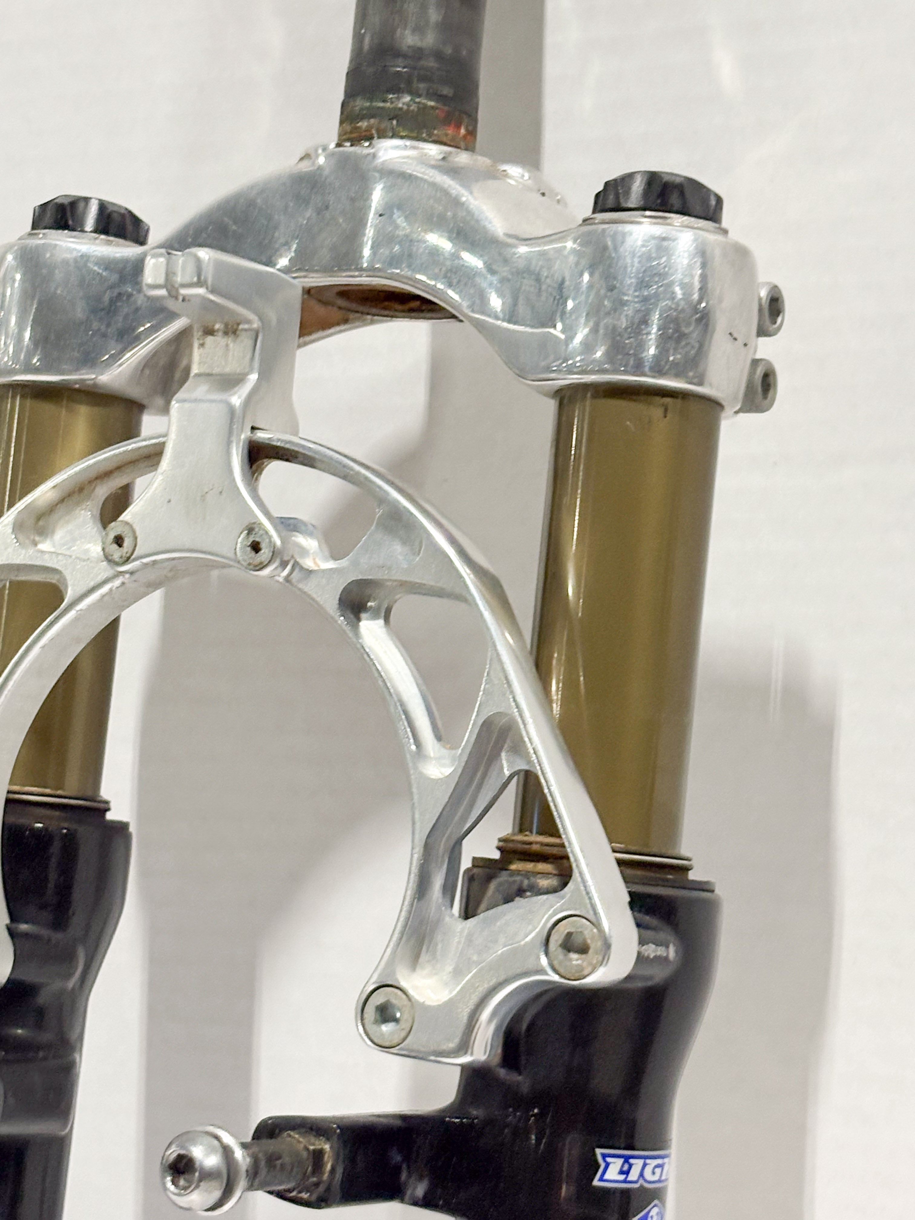 Vintage 1998 Marzocchi z.3 light 1" 80mm Suspension fork 5.5" Steerer Rim Brake