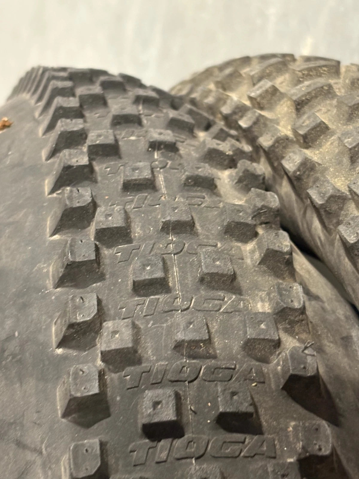 Vintage Tioga Factory DH Downhill Tires 26x2.30 Front + Rear MTB Mountain Bike