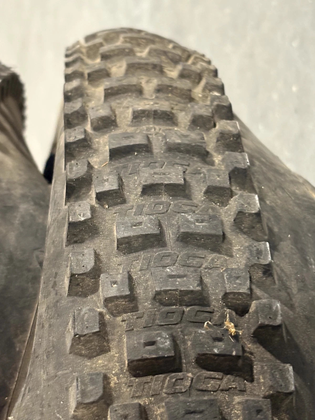 Vintage Tioga Factory DH Downhill Tires 26x2.30 Front + Rear MTB Mountain Bike