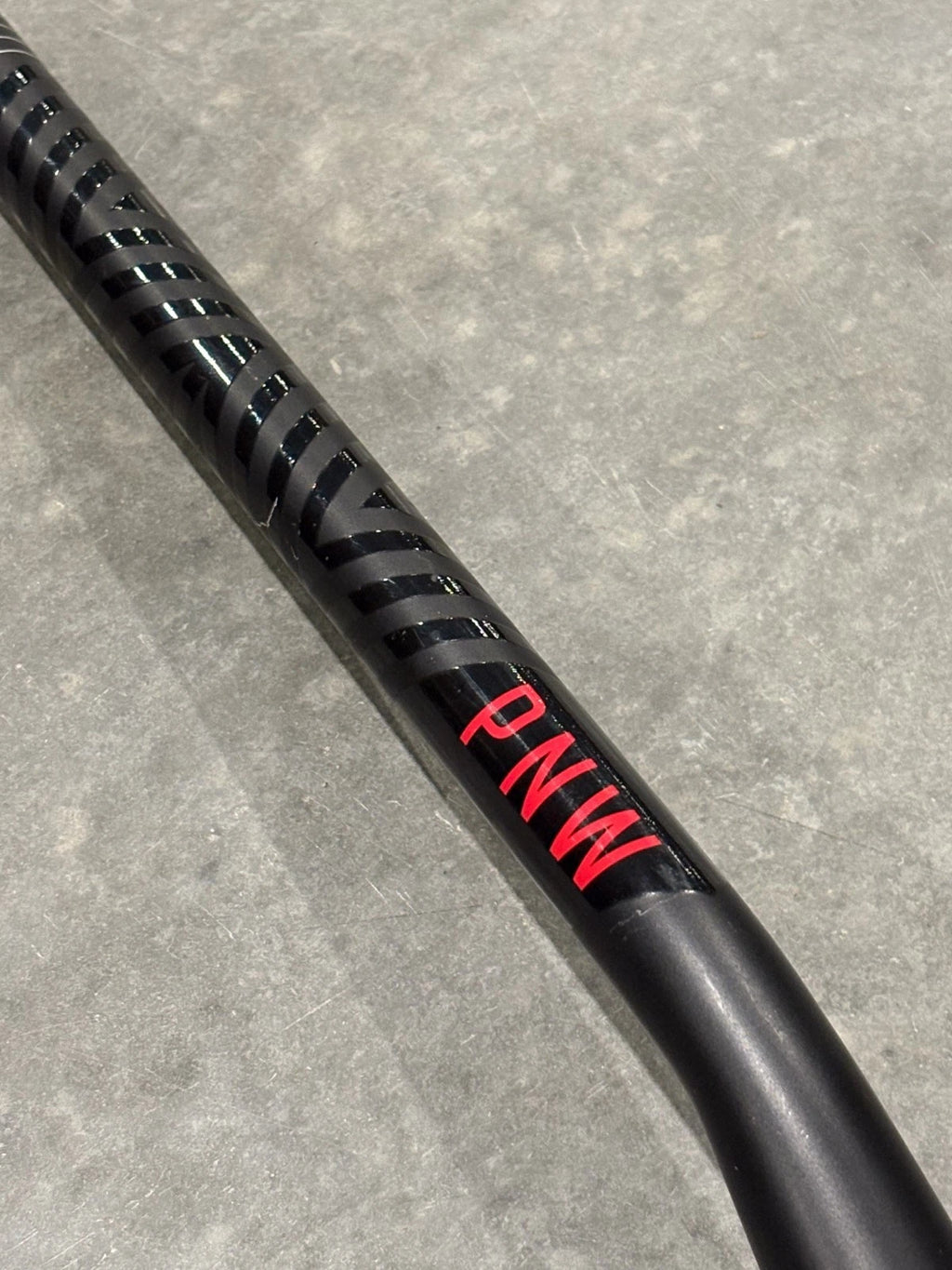 PNW Range Handlebar, 800mm width, 31.8mm Clamp, Red